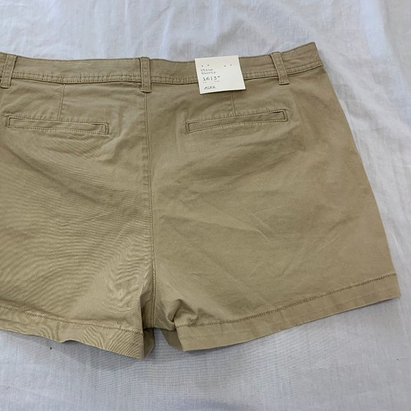 🪸🪸🪸 NWT AND EAWY STRETCH WOMENS SHORT SIZE 16 🪸🪸🪸 - Picture 7 of 8
